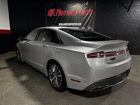 Used 2018 Lincoln MKZ Select w/ Select Plus Package AWD/4WD image 3