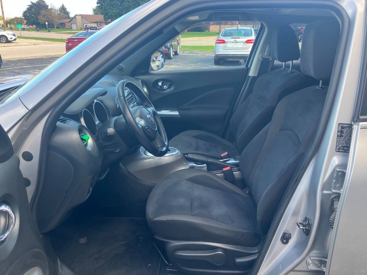 Used 2011 Nissan Juke SV AWD/4WD image 10
