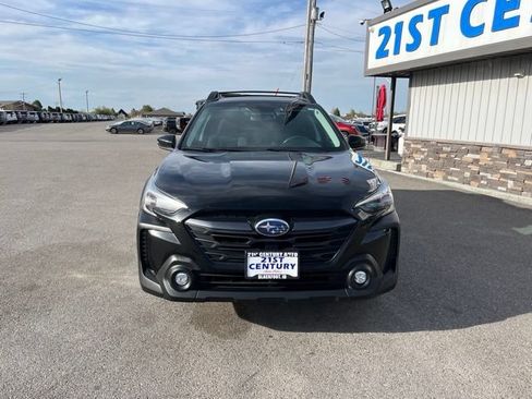 Used 2023 Subaru Outback Premium AWD/4WD image 2