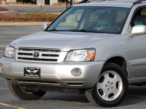 Used 2005 Toyota Highlander Limited AWD/4WD image 2