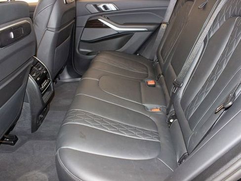 Used 2025 BMW X5 xDrive50e image 17