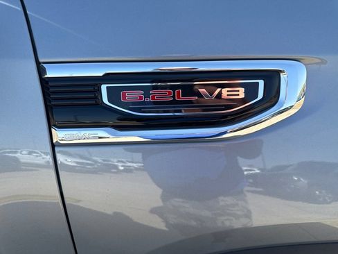 Used 2024 GMC Sierra 1500 Denali w/ Technology Package AWD/4WD image 16