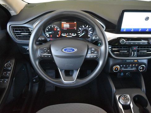 Used 2020 Ford Escape SE FWD image 16