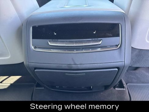 Used 2025 Cadillac Escalade V AWD/4WD image 25