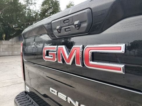 New 2026 GMC Sierra 2500 Denali w/ Denali Reserve Package image 7