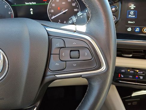 Used 2023 Buick Envision Essence image 22