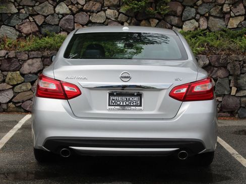 Used 2017 Nissan Altima 2.5 SV FWD image 8