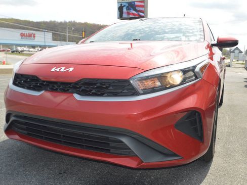 Used 2023 Kia Forte LXS w/ LXS Technology Package image 35