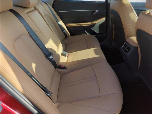 Used 2021 Hyundai Sonata Limited image 25