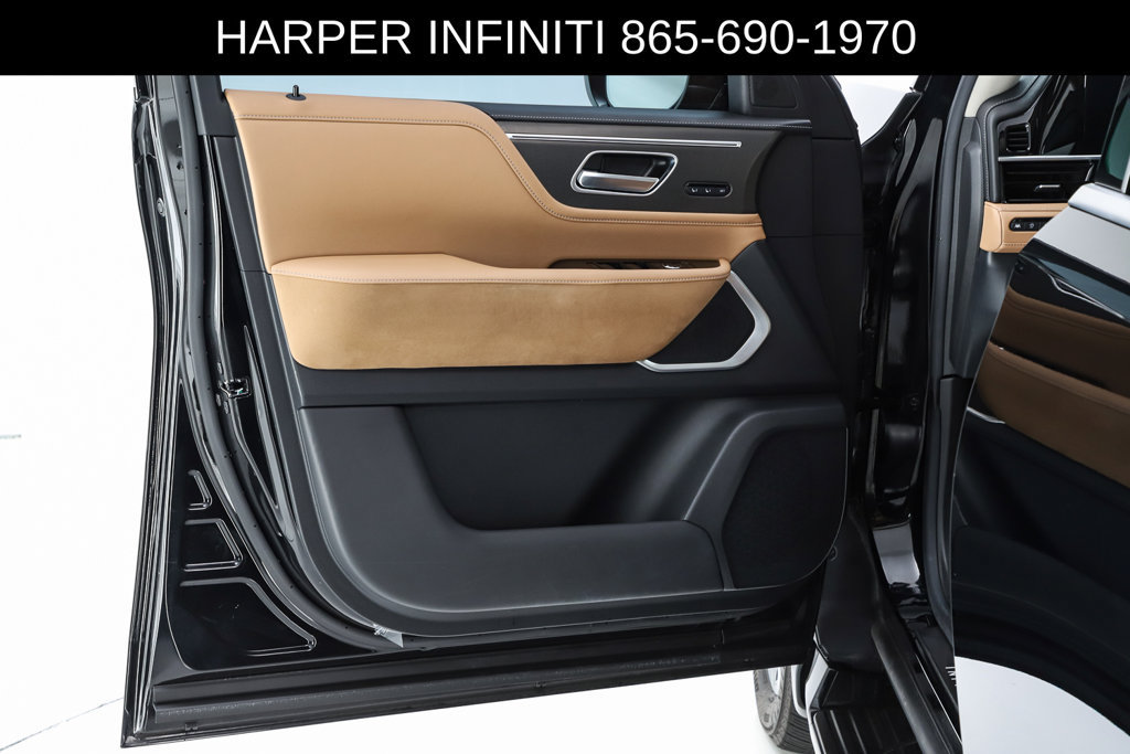 Used 2025 INFINITI QX80 Luxe w/ Exterior Package RWD image 19