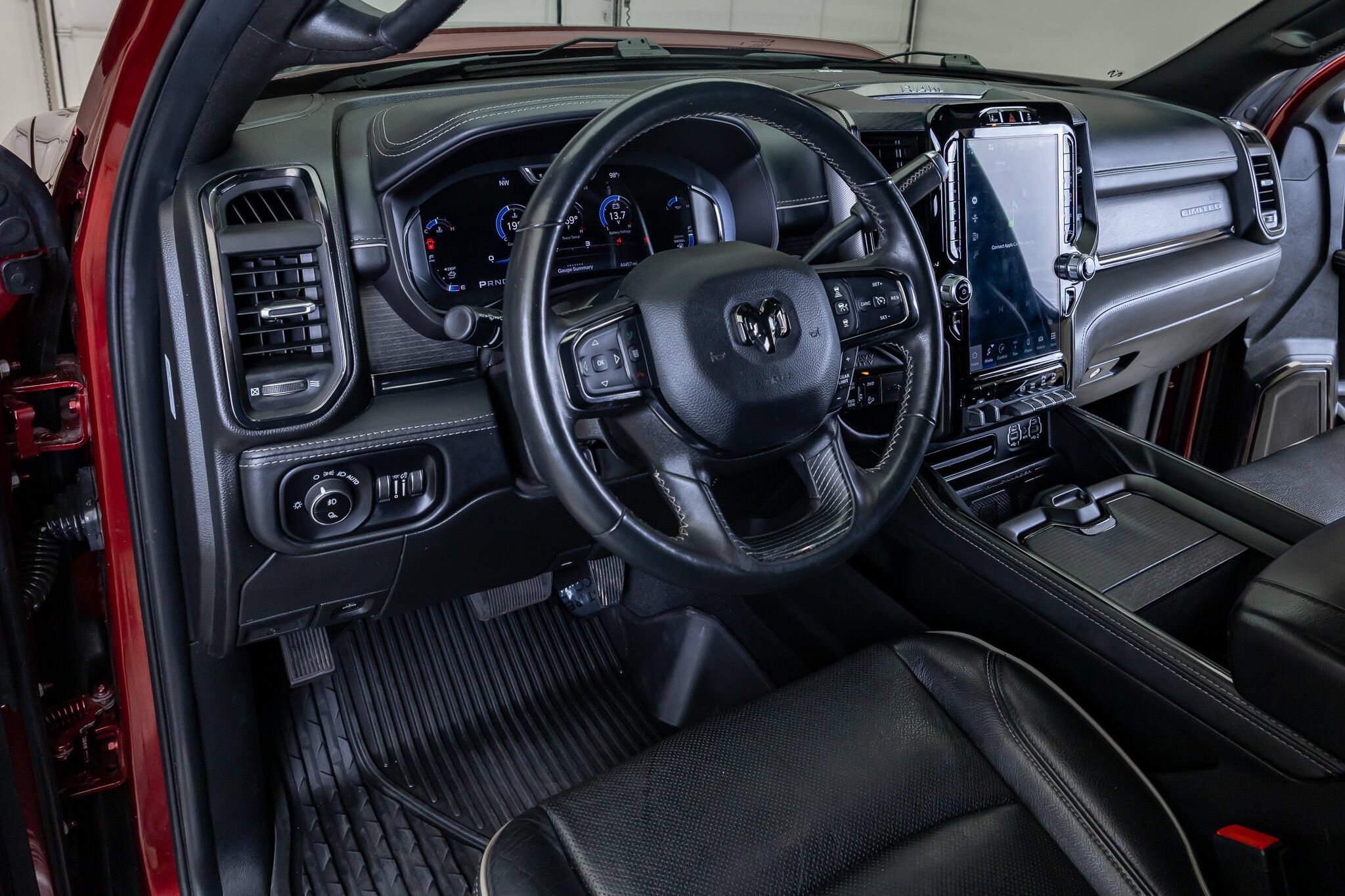Used 2023 RAM 2500 Limited AWD/4WD image 14