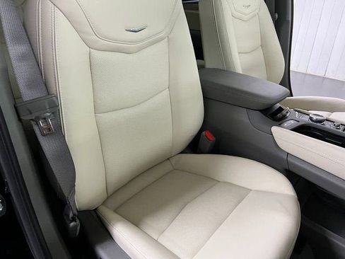 New 2025 Cadillac XT5 Premium Luxury image 18