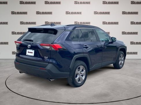 Used 2024 Toyota RAV4 XLE AWD/4WD image 5