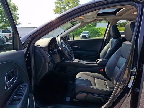 Used 2018 Honda HR-V EX-L image 15