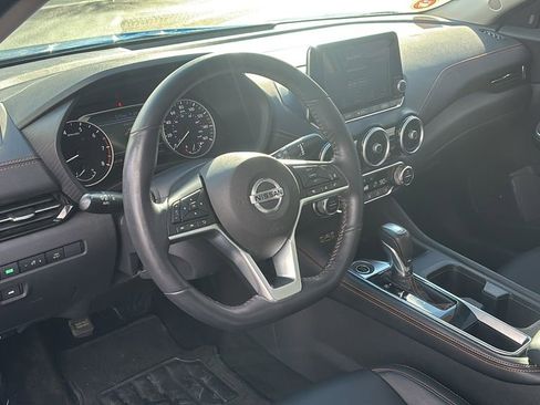 Used 2020 Nissan Sentra SR w/ Premium Package image 23