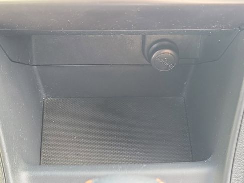 Used 2016 Subaru Crosstrek 2.0i Limited image 24