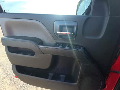 Used 2017 Chevrolet Silverado 1500 Custom w/ Custom Convenience Package image 9