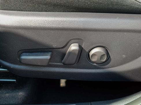 Used 2023 Kia Soul EX FWD image 24