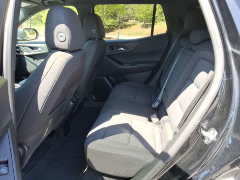 Certified 2025 Chevrolet Equinox LT image 18