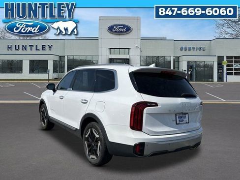 Used 2023 Kia Telluride S w/ S Sunroof Package AWD/4WD image 4