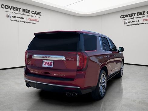 Used 2024 GMC Yukon Denali w/ Denali Reserve Package image 9