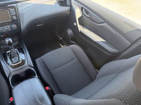 Used 2020 Nissan Rogue Sport S FWD image 27