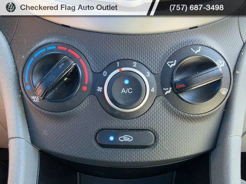 Used 2014 Hyundai Accent GS FWD image 14