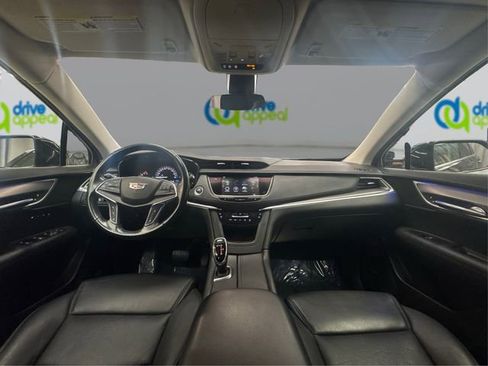 Used 2018 Cadillac XT5 Premium Luxury image 29