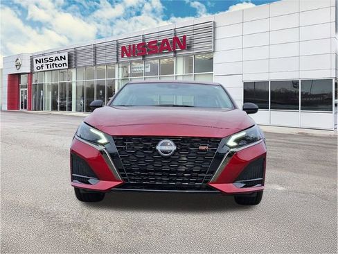 New 2025 Nissan Altima 2.5 SR image 2