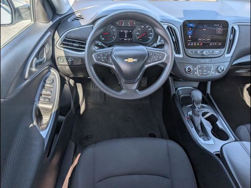 Used 2024 Chevrolet Malibu LT FWD image 10