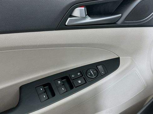 Used 2017 Hyundai Tucson Sport AWD/4WD image 15
