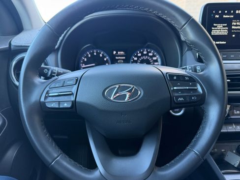 Certified 2023 Hyundai Kona SEL w/ Convenience Package FWD image 9