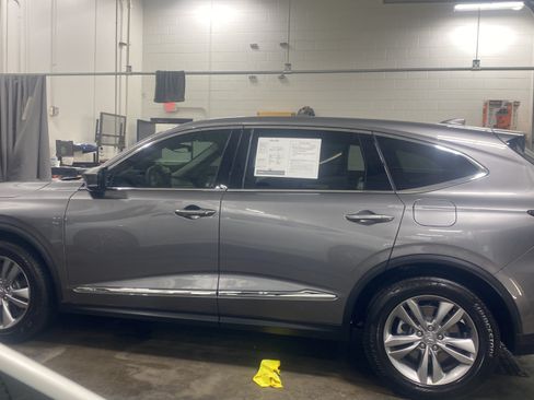 Used 2026 Acura MDX FWD image 2