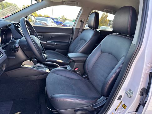 Used 2022 Mitsubishi Outlander Sport SE image 8