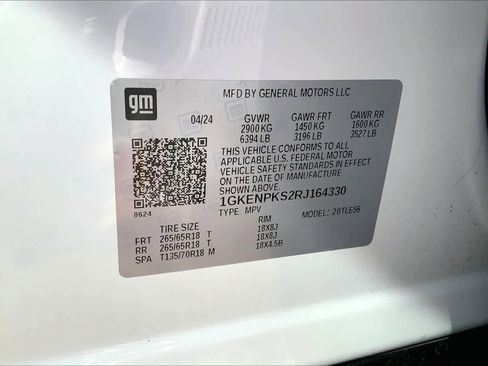 Used 2024 GMC Acadia AT4 w/ Luxury Package image 30