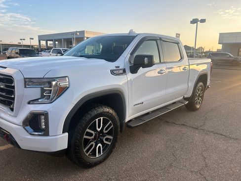 Used 2020 GMC Sierra 1500 AT4 w/ AT4 Premium Package AWD/4WD image 2