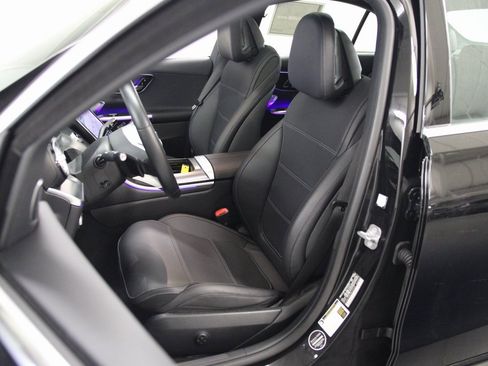 Certified 2024 Mercedes-Benz C 300 4MATIC Sedan image 19