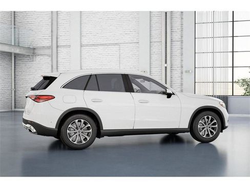 New 2026 Mercedes-Benz GLC 300 4MATIC image 18
