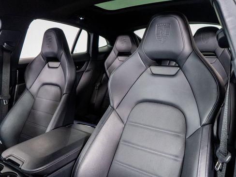 Used 2025 Porsche Panamera 4 image 27