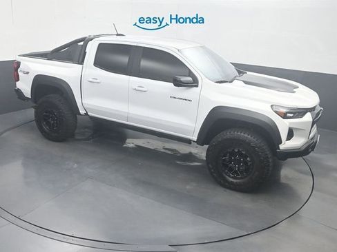 Used 2024 Chevrolet Colorado ZR2 w/ ZR2 Bison Edition AWD/4WD image 19