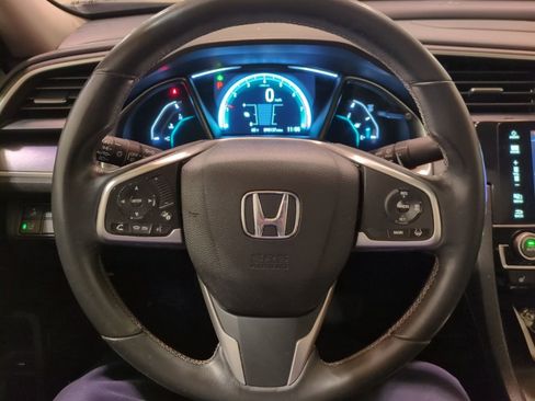 Used 2018 Honda Civic Touring image 18
