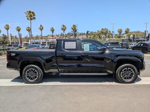 Used 2024 Toyota Tacoma TRD Sport RWD image 3