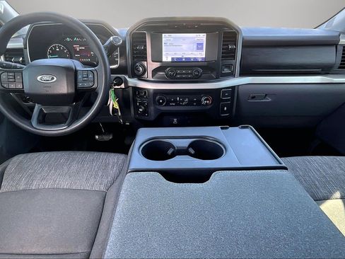 Used 2022 Ford F150 XLT w/ Trailer Tow Package image 8