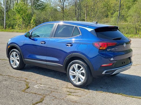 Used 2023 Buick Encore GX Preferred w/ Cold Weather Comfort Package AWD/4WD image 7