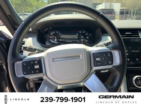 Used 2024 Land Rover Discovery Metropolitan Edition AWD/4WD image 22