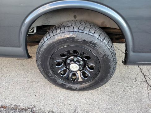 Used 2014 Chevrolet Express 1500 LS image 14