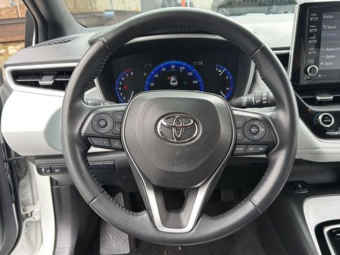 Used 2021 Toyota Corolla XSE FWD image 14