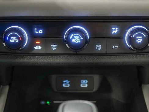 New 2026 Honda HR-V LX image 28