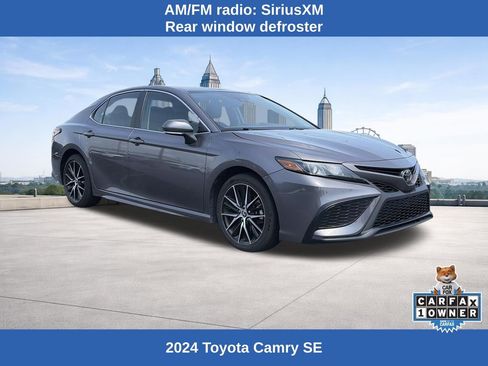 Used 2024 Toyota Camry SE FWD image 7