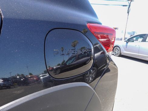 Used 2019 Subaru Crosstrek Hybrid w/ Popular Package #3 AWD/4WD image 11